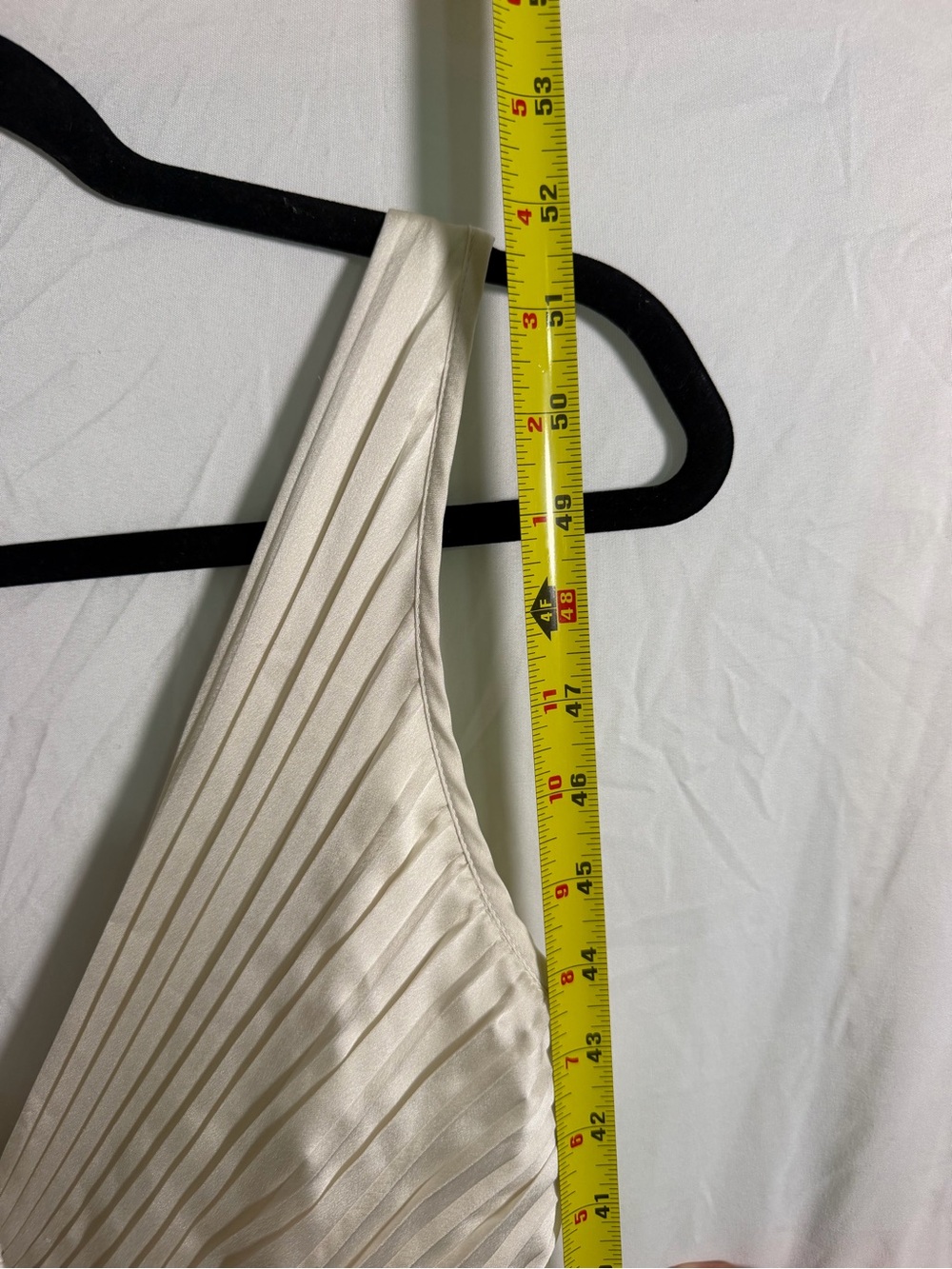 Abercrombie & Fitch Ivory Plunging V-Neck Pleated Maxi Dress - Picture 7 of 9